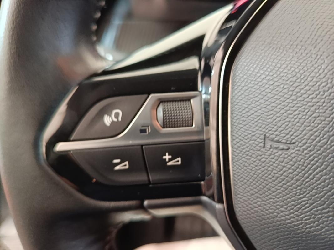 Peugeot 208 II BLUEHDI 100 S&S Allure Business