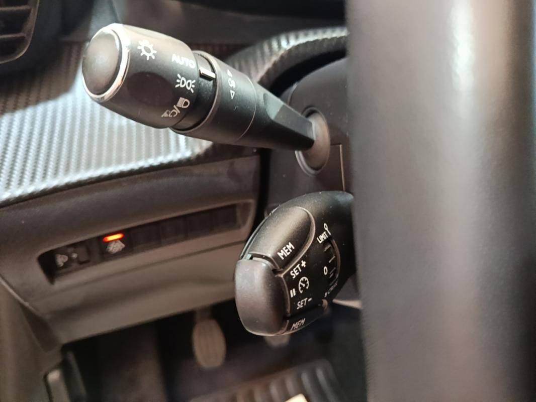 Peugeot 208 II BLUEHDI 100 S&S Allure Business