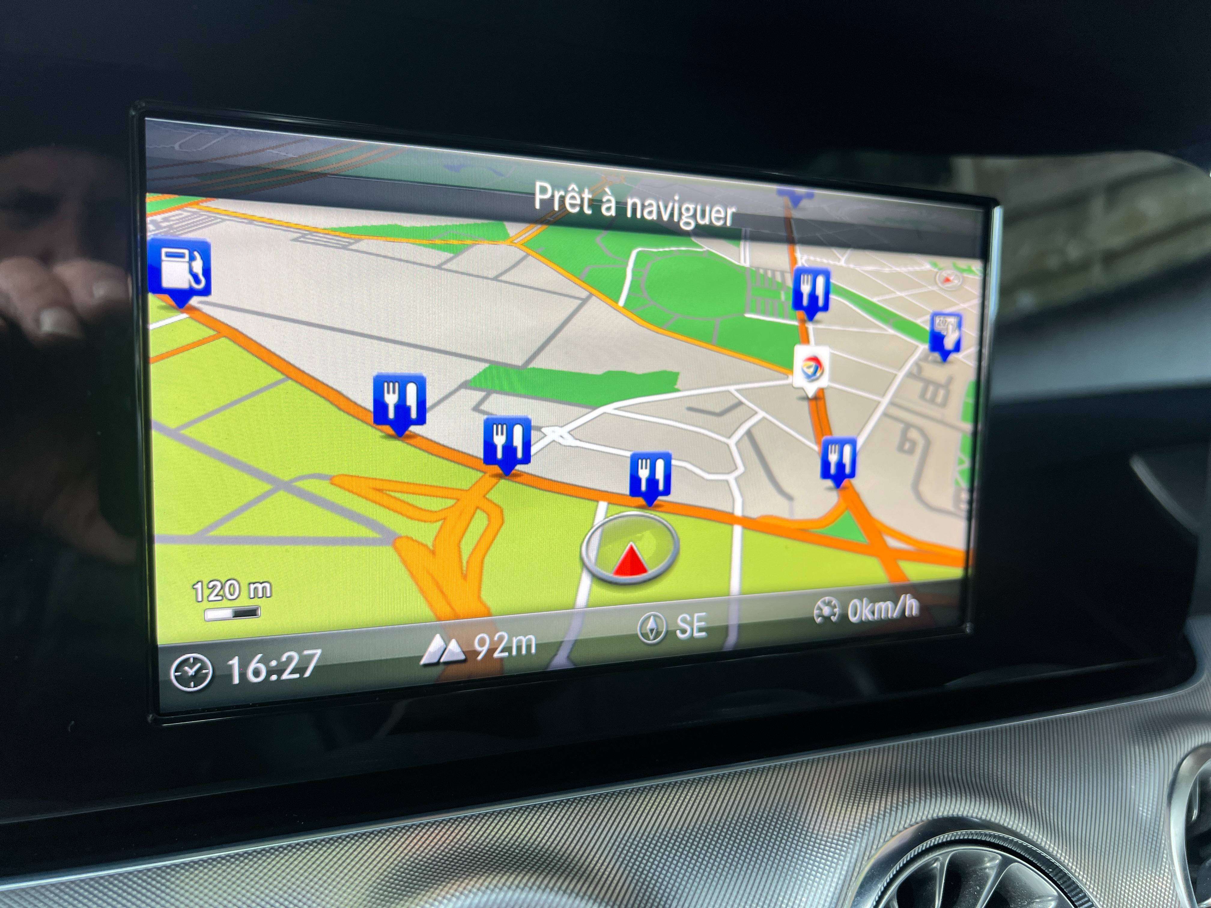 Mercedes-Benz E 200 Cabriolet Pack AMG Line 9G-TRONIC Automatique