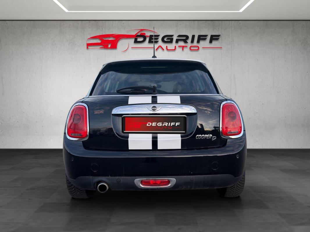 Mini COOPER HATCH Cooper D 116 ch Pack Red Hot Chili