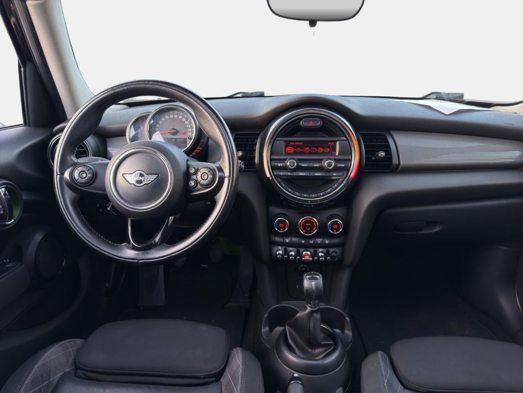Mini COOPER HATCH Cooper D 116 ch Pack Red Hot Chili