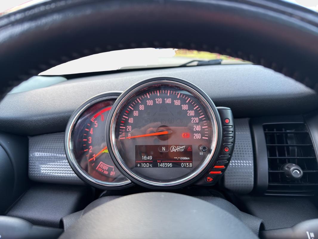 Mini COOPER HATCH Cooper D 116 ch Pack Red Hot Chili