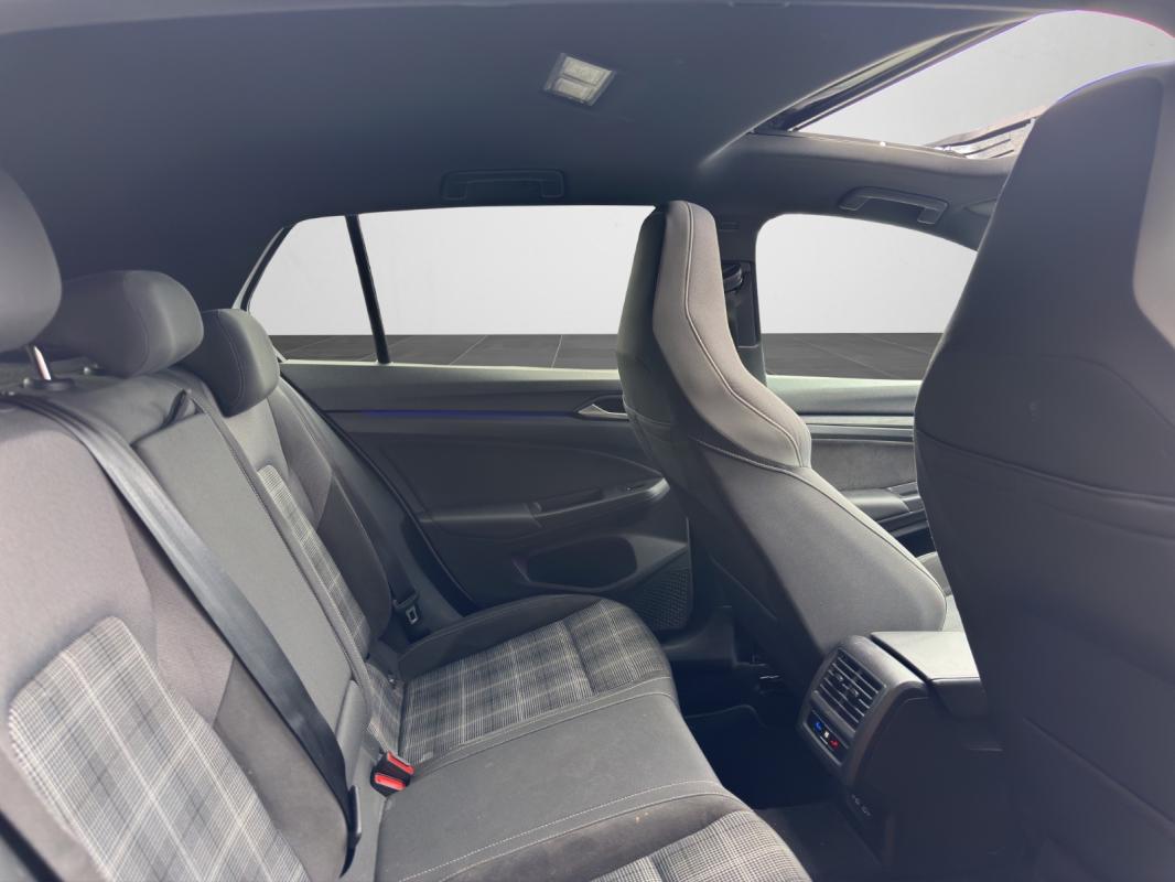 Volkswagen Golf 2.0 TDI SCR 200 DSG7 GTD