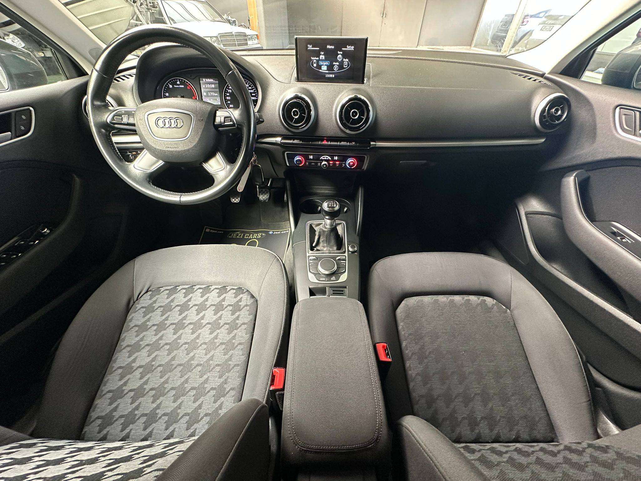 Audi A3 A3 Limousine 1.6 TDi Ambiente*1Jaar Garantie