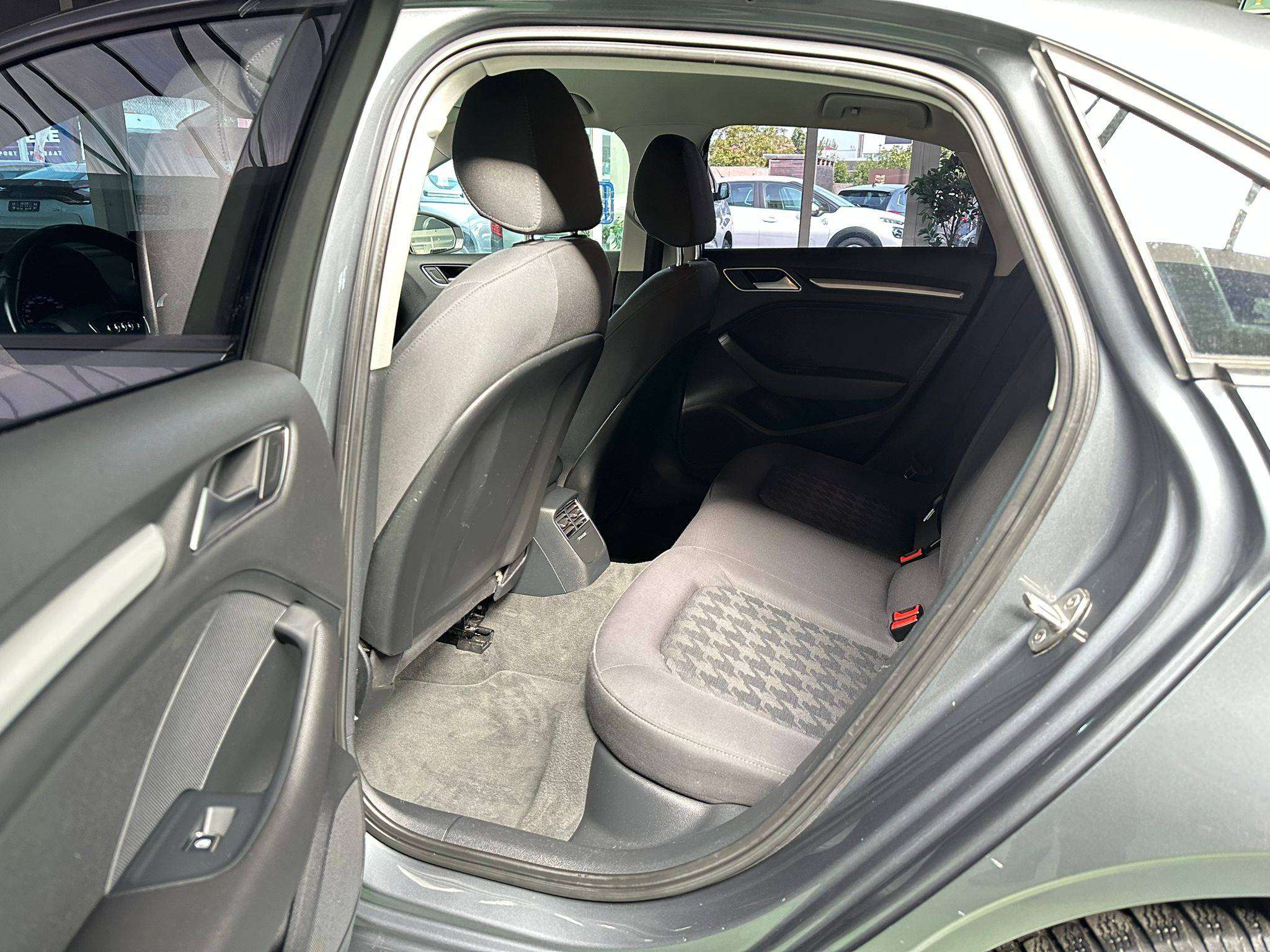 Audi A3 A3 Limousine 1.6 TDi Ambiente*1Jaar Garantie