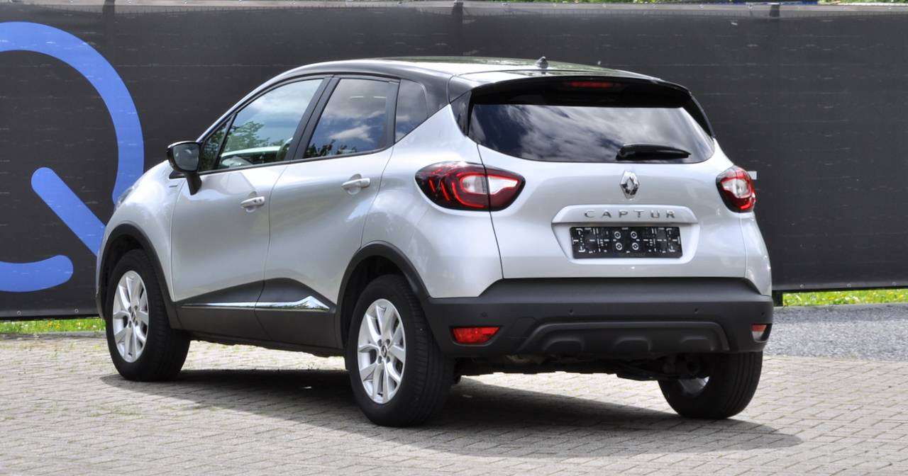 Renault Captur LIMITED AIRCO NAVI PDC KEYLESS