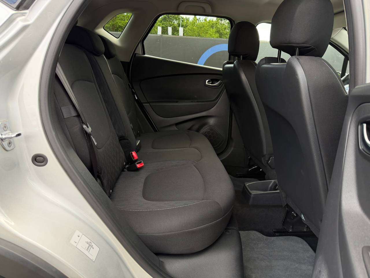 Renault Captur LIMITED AIRCO NAVI PDC KEYLESS