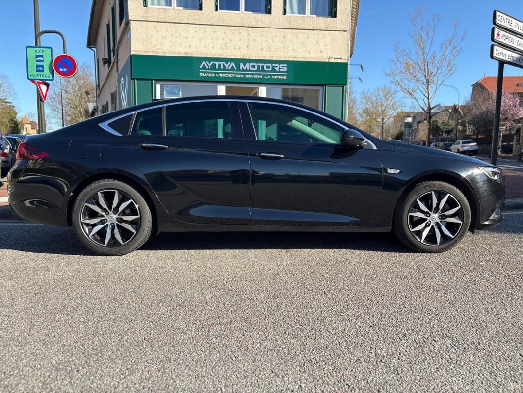 Opel Insignia Grand Sport Elite - 2.0L 170 cvs