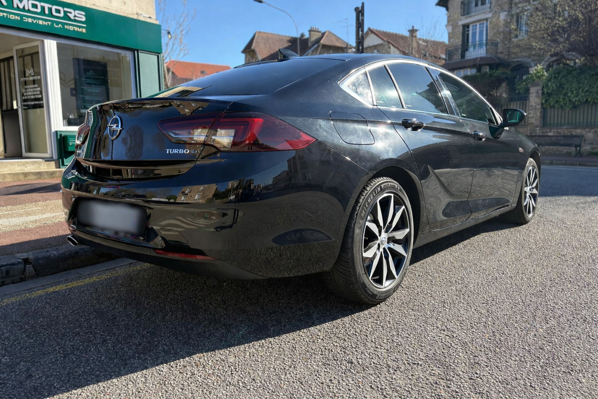 Opel Insignia Grand Sport Elite - 2.0L 170 cvs
