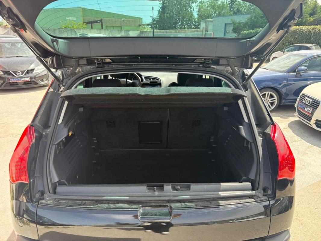 Peugeot 3008 1.6 HDI 114 CH 1RE MAIN | ENTIÈREMENT RÉVISÉE ET GARANTIE 12 MOIS