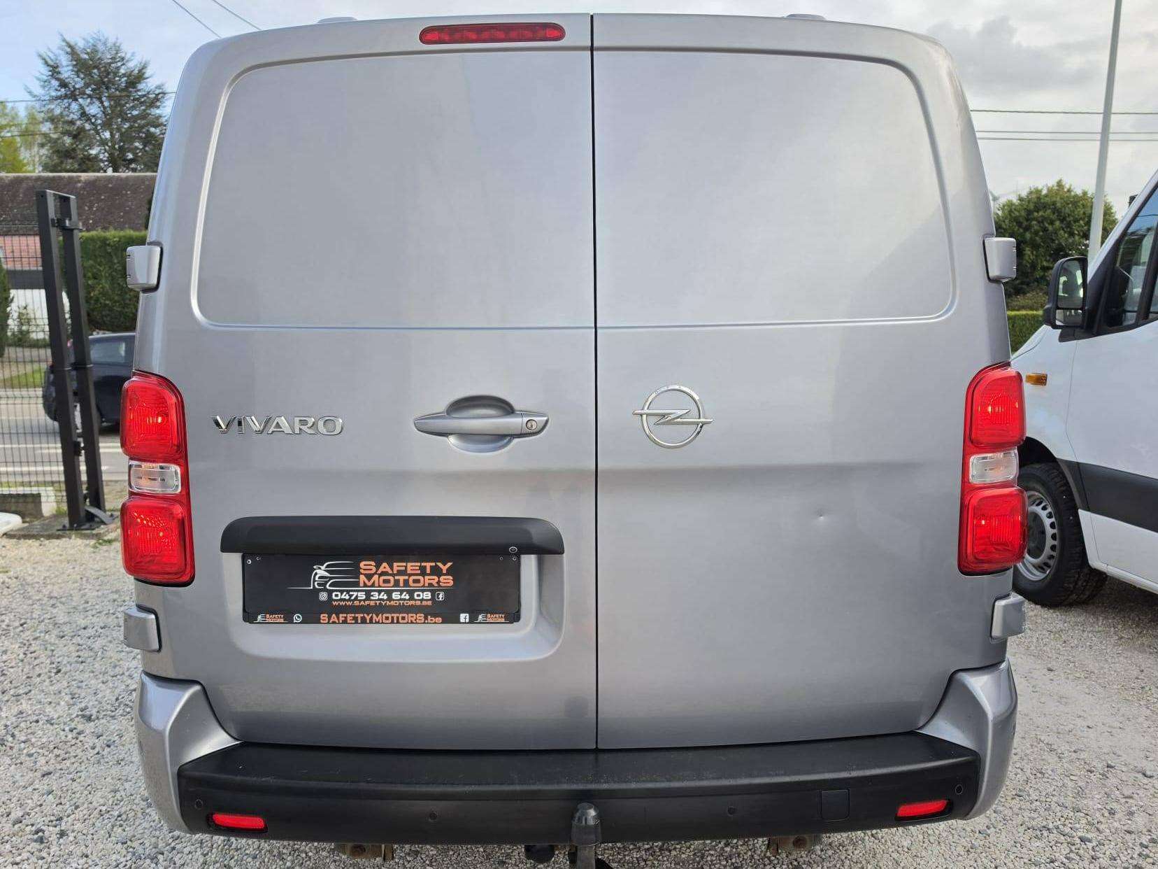 Opel Vivaro Vivaro 2.0 TD L3H1 Utilitaire 3 places . Edition S/S(EU6.2) garantie 12 mois
