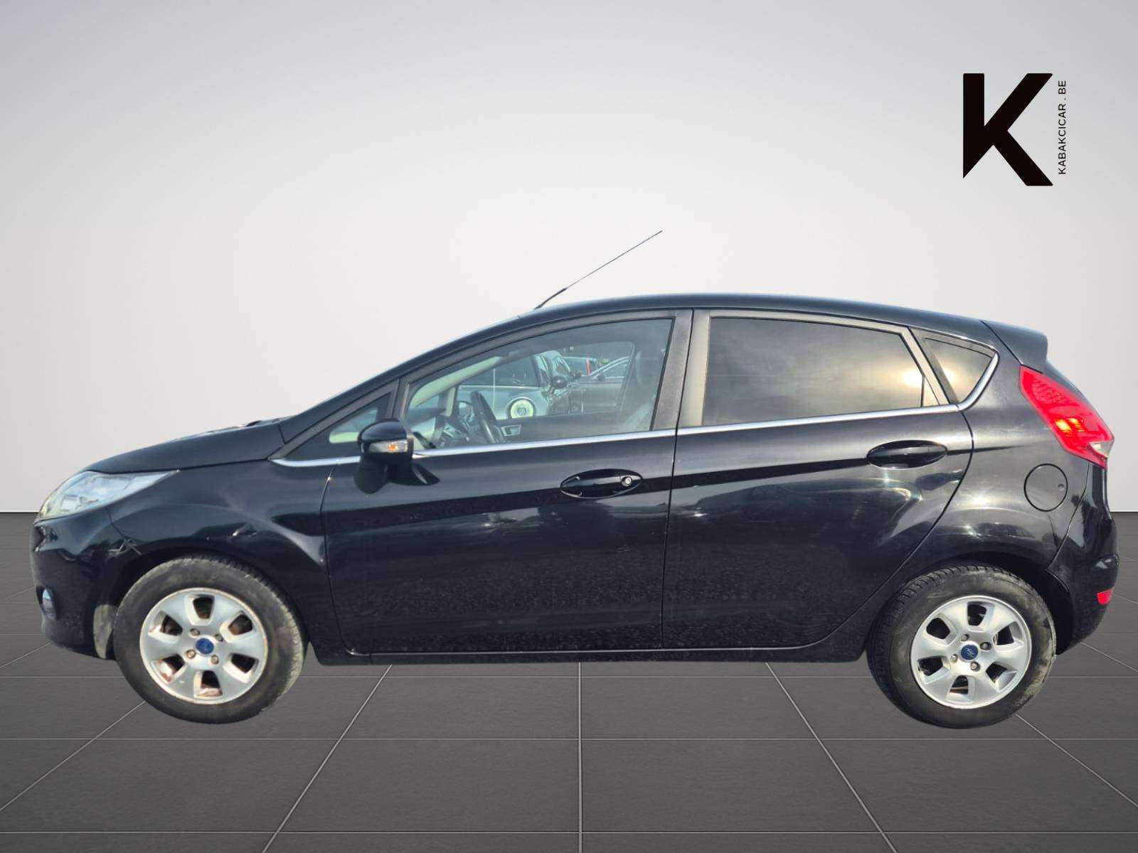 Ford Fiesta Fiesta 1.6 TDCi Trend ECOnetic / Cuir / Clim Auto / Prêt à Immatriculer