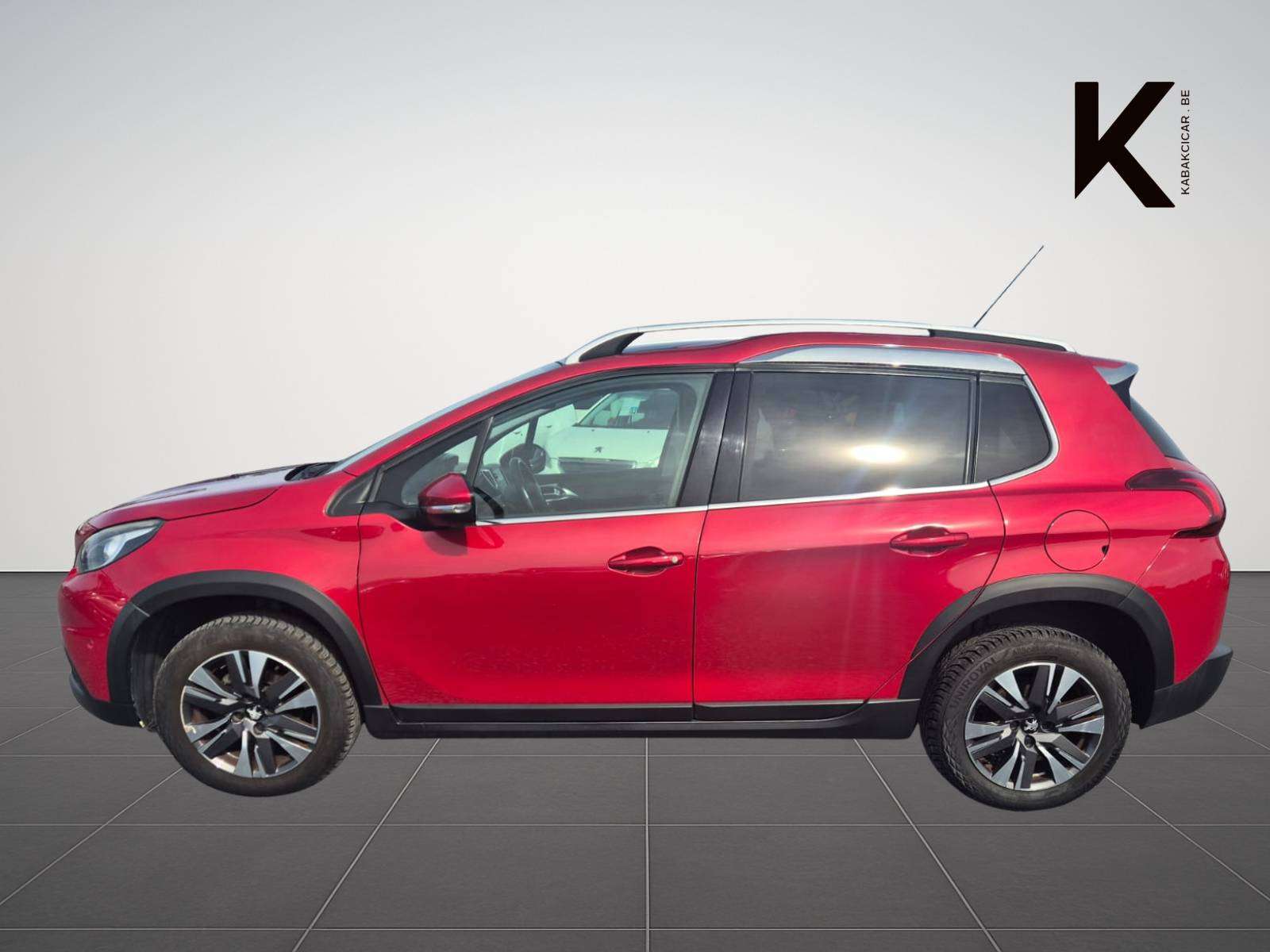 Peugeot 2008 1.6 BlueHDi Allure / Carplay / Navigation / USB-MP3 / Garantie 12 Mois