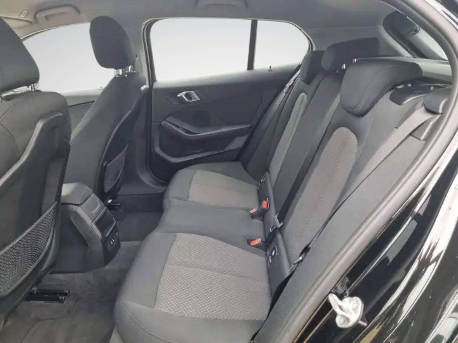 BMW 116 d//51.000 KM// CARNET//GPS/CAMERA/USB/GARANTIE 12M