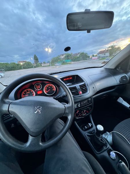 Peugeot 206+ 1.1 60 URBAN 5P