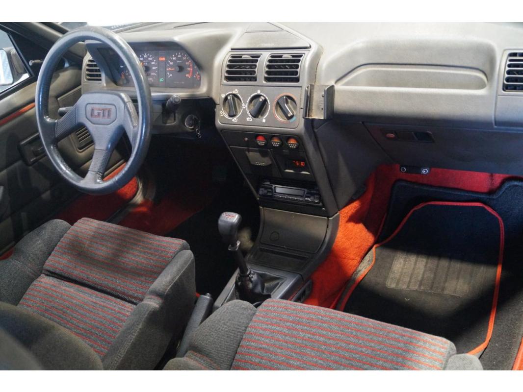 Peugeot 205 1.6i - 115 GTi PHASE 1 1989