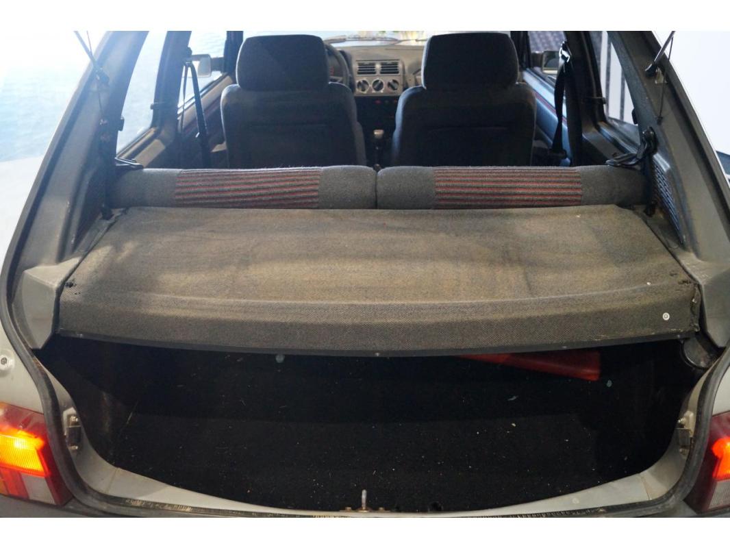 Peugeot 205 1.6i - 115 GTi PHASE 1 1989