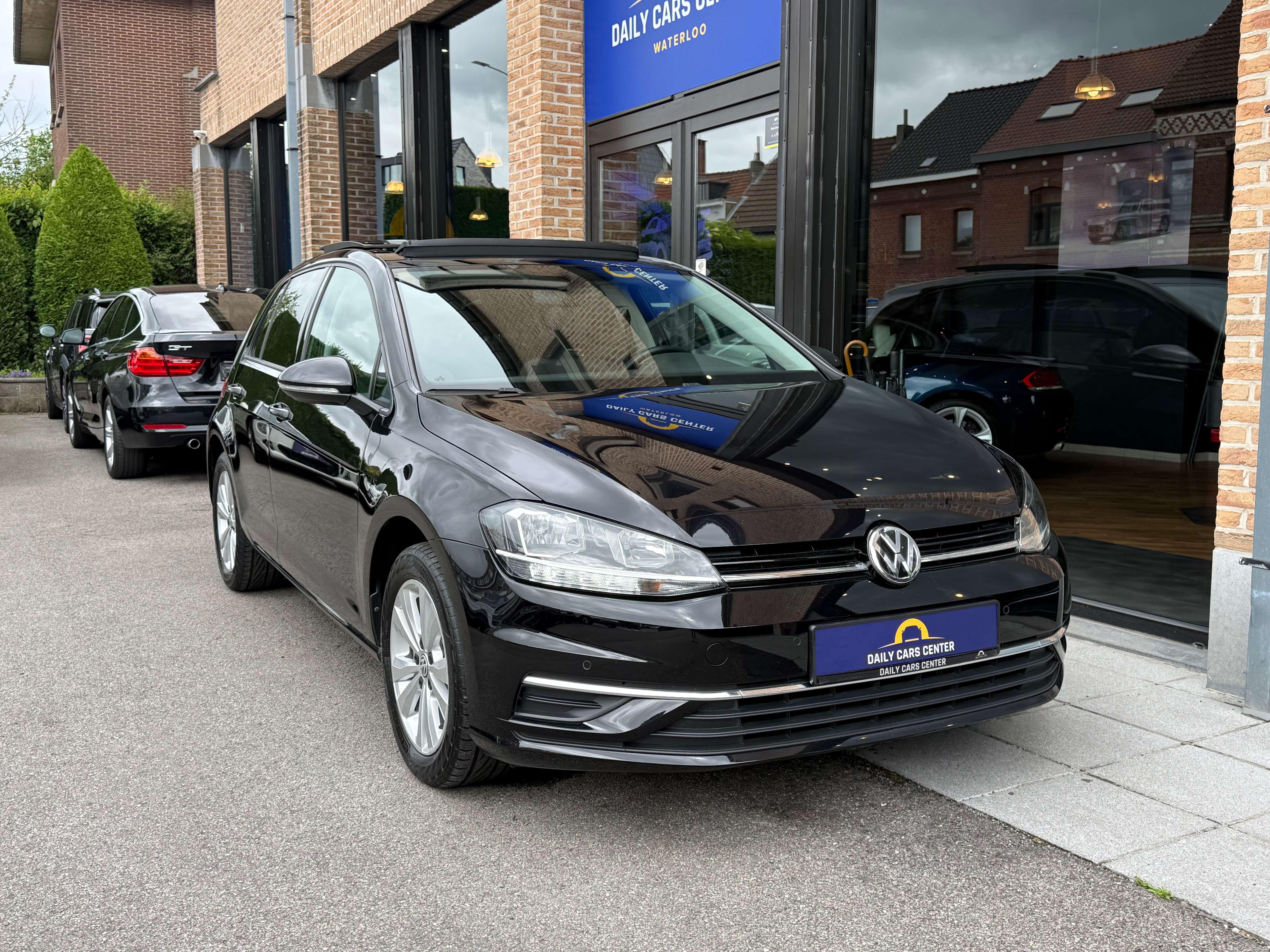 Volkswagen Golf 1.0 TSI Comfortline Pano I CarPlay I ACC I Cam I Navi