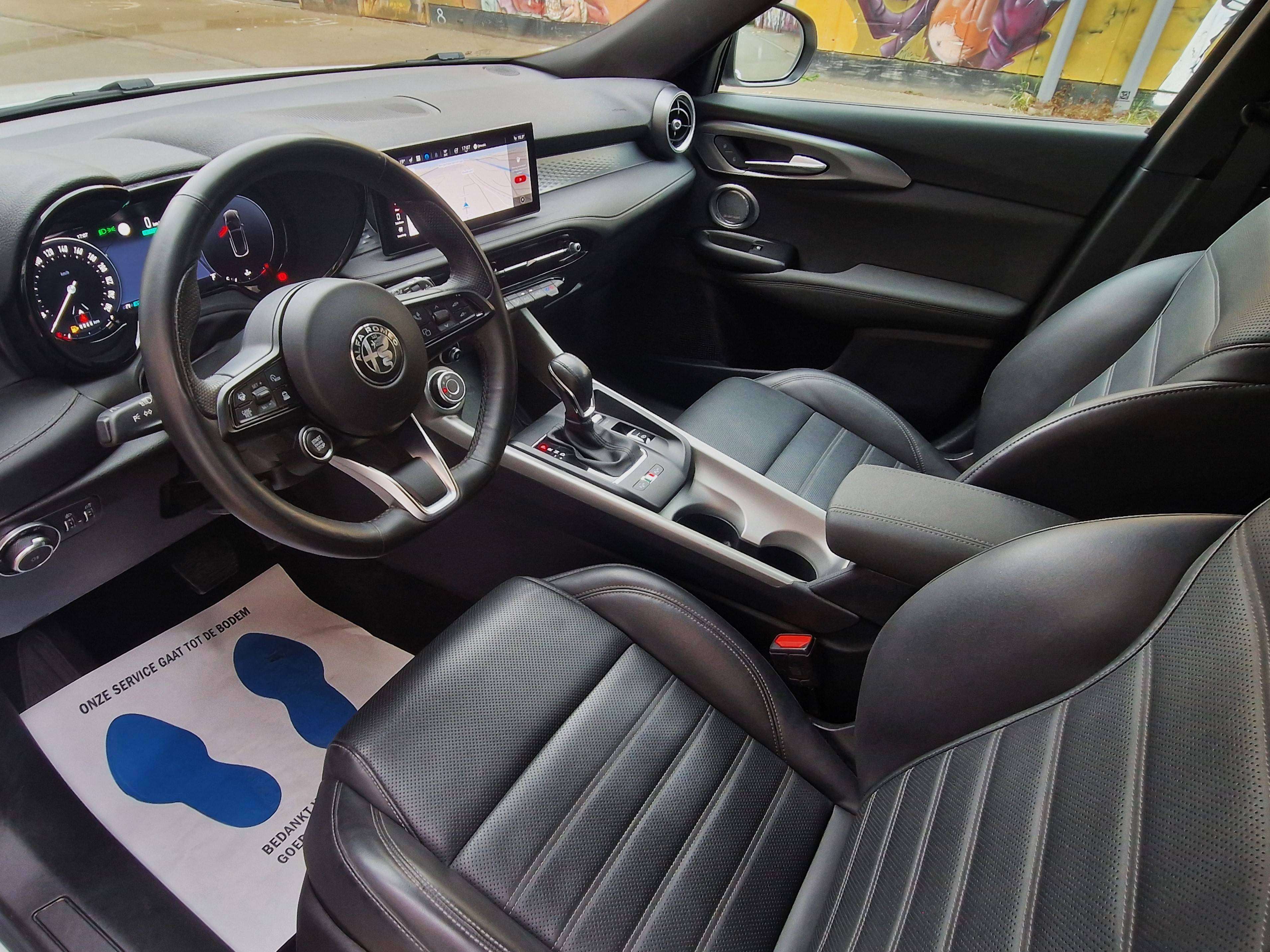 Alfa Romeo Tonale Tonale PHEV  *Harman Kardon*