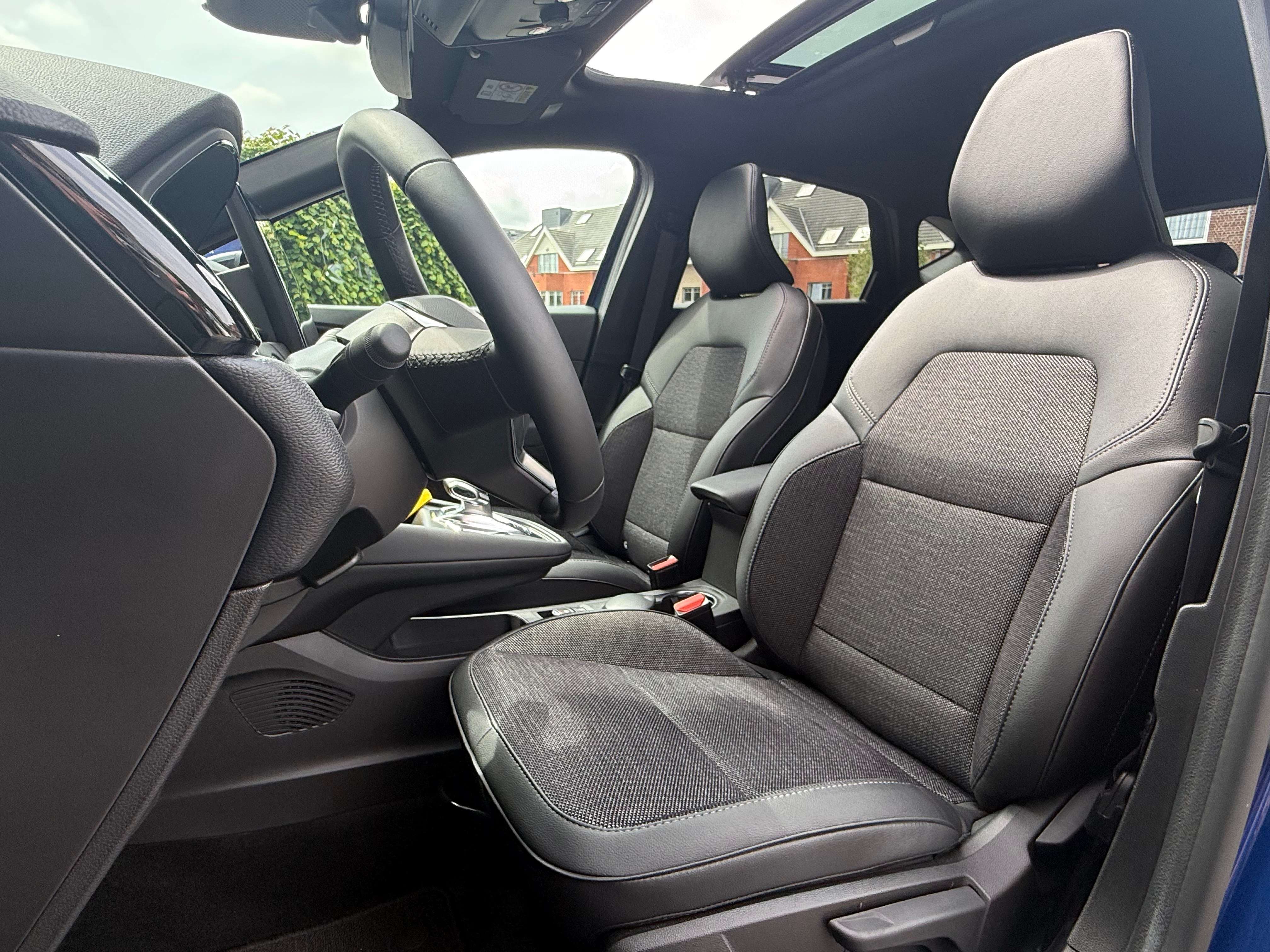 Renault Captur 1.6 E-TECH hybrid HEV I Cam I CarPlay I Pano I Navi
