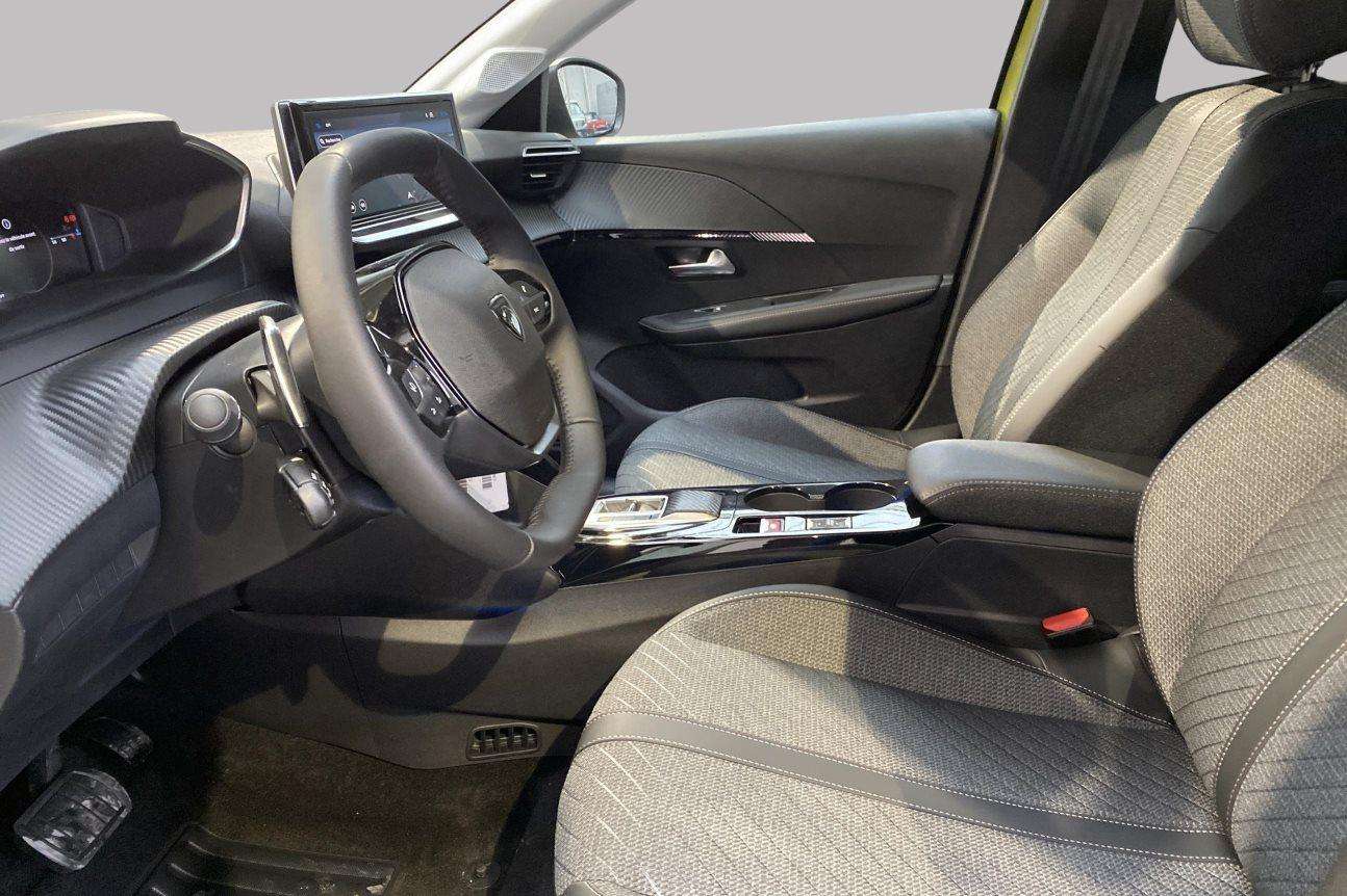 Peugeot 208 ALLURE