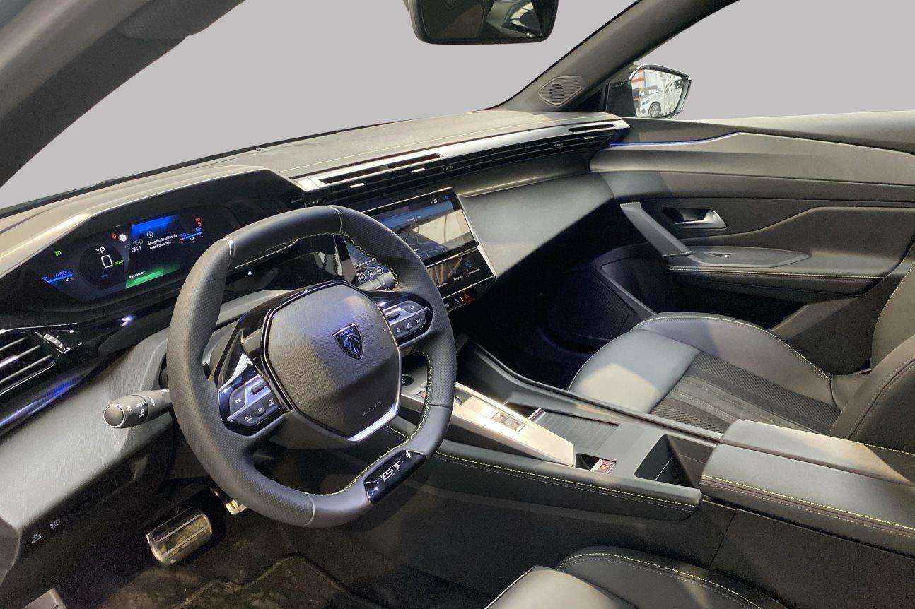 Peugeot 308 GT* Sièges chauff. Caméra GPS