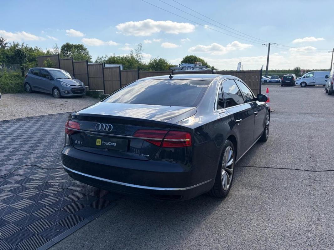 Audi A8 3.0 TDI 260 CH 2 EME MAIN - MOTEUR A CHAINE QUATTRO TOIT OUVRANT RADAR DE RECUL GPS