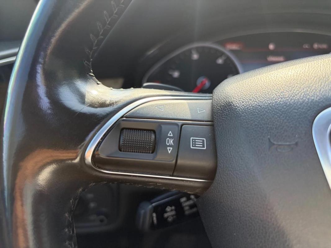 Audi A8 3.0 TDI 260 CH 2 EME MAIN - MOTEUR A CHAINE QUATTRO TOIT OUVRANT RADAR DE RECUL GPS