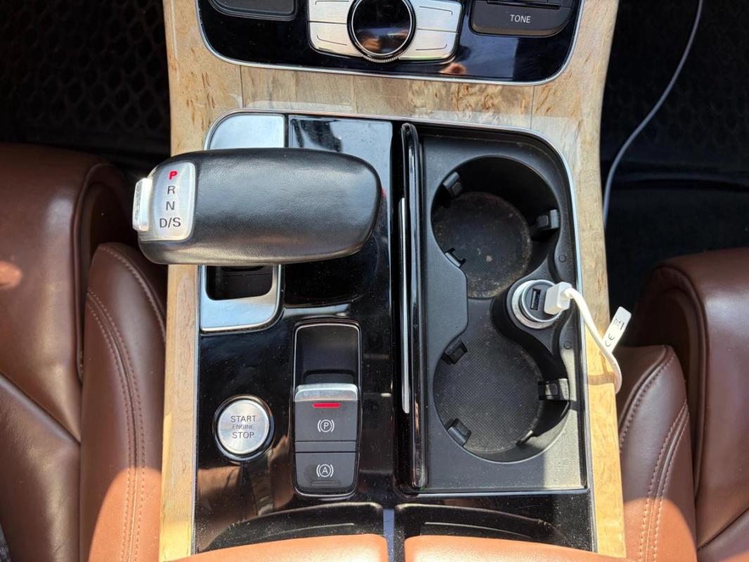 Audi A8 3.0 TDI 260 CH 2 EME MAIN - MOTEUR A CHAINE QUATTRO TOIT OUVRANT RADAR DE RECUL GPS