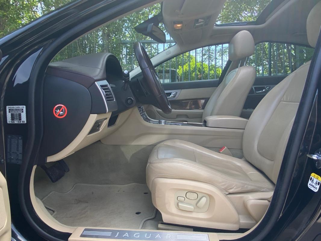 Jaguar Xf 4.2 V8 - 416 Suralimente SV8 A 2008 78 000 km Garantie
