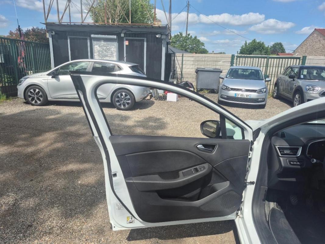 Renault Clio 1.5 BLUEDCI 85 BVM6 BUSINESS 7490 hors taxes! 1ére main