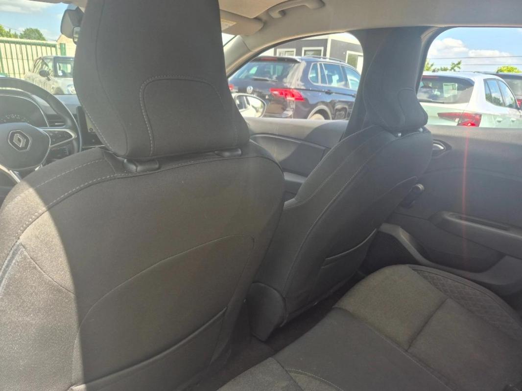 Renault Clio 1.5 BLUEDCI 85 BVM6 BUSINESS 7490 hors taxes! 1ére main