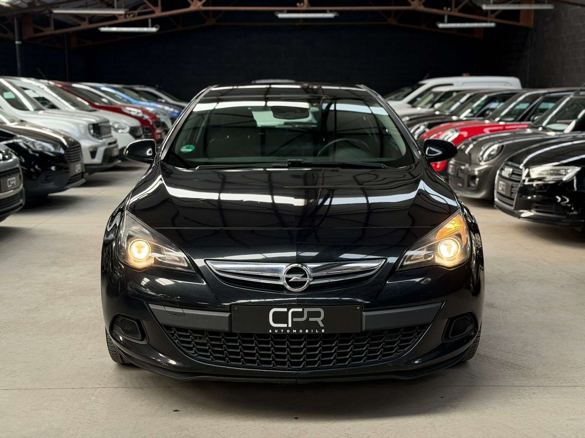 Opel Astra GTC 1.4i * GPS * CLIM * BLUETOOTH * RADAR AR * CRUISE * GARANTIE