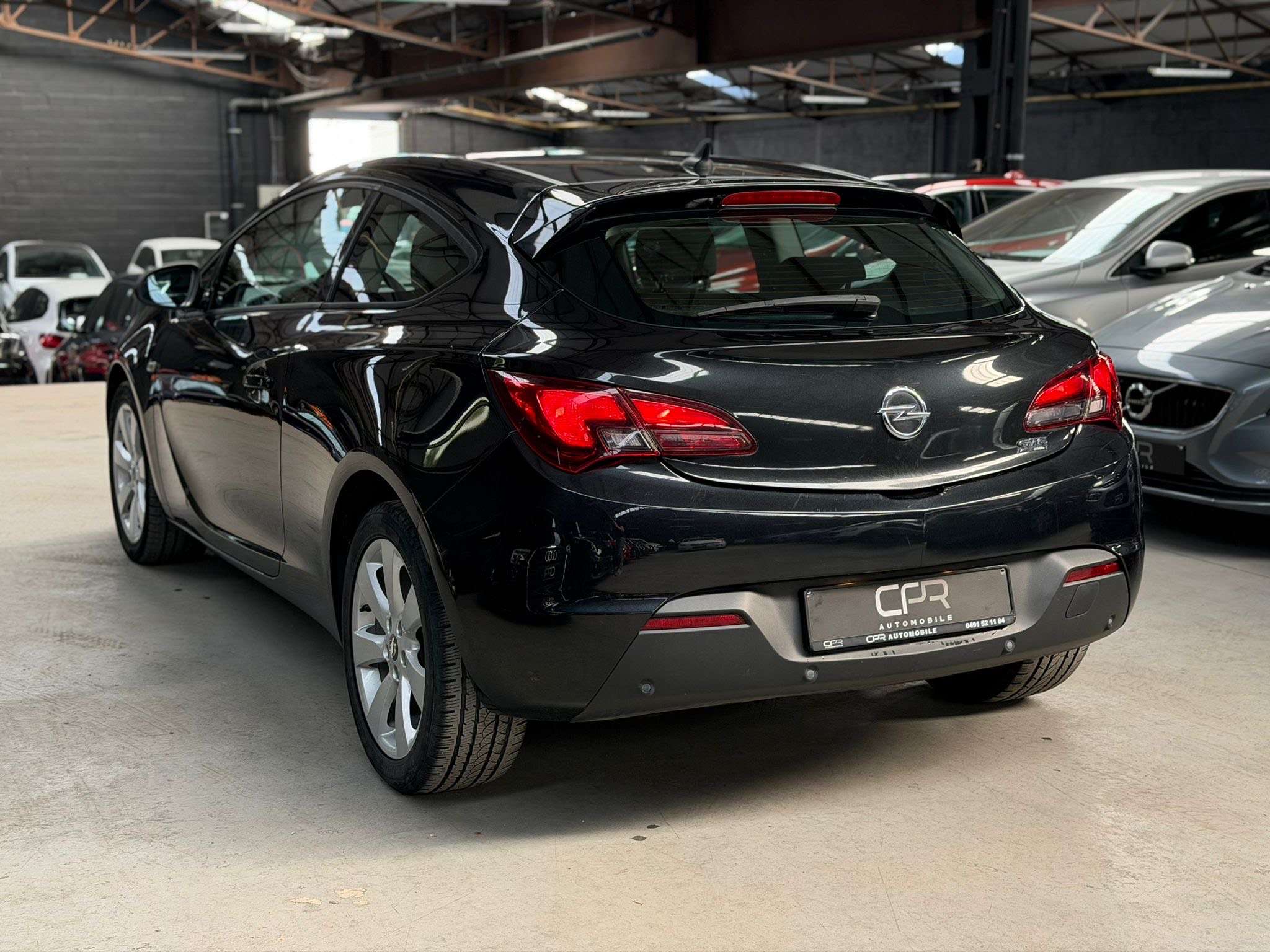 Opel Astra GTC 1.4i * GPS * CLIM * BLUETOOTH * RADAR AR * CRUISE * GARANTIE