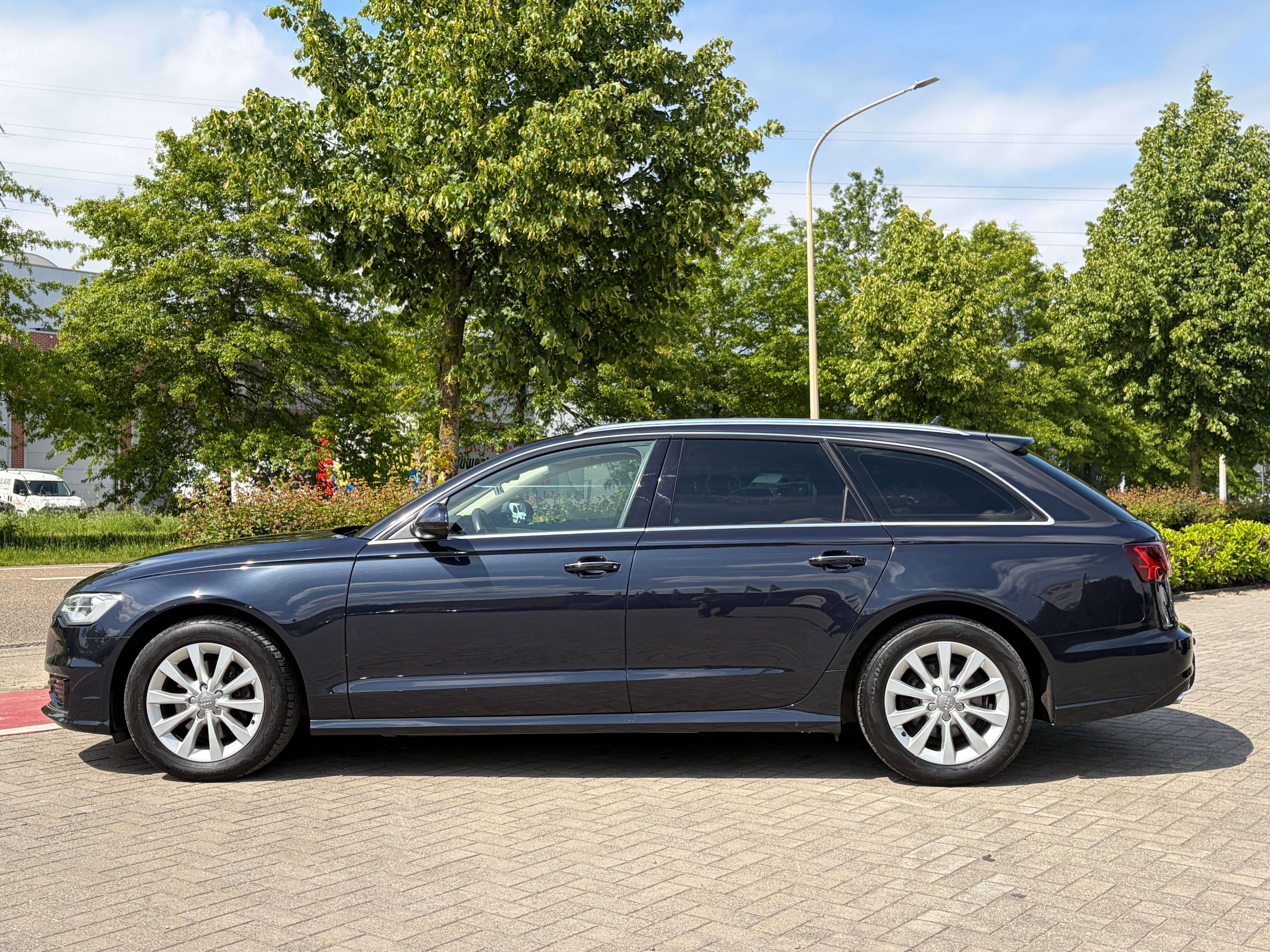 Audi A6 *BOÎTE PROBLEEM* Avant 2.0tdi ultra S-tronic Exclusive Line, Leder,Camera