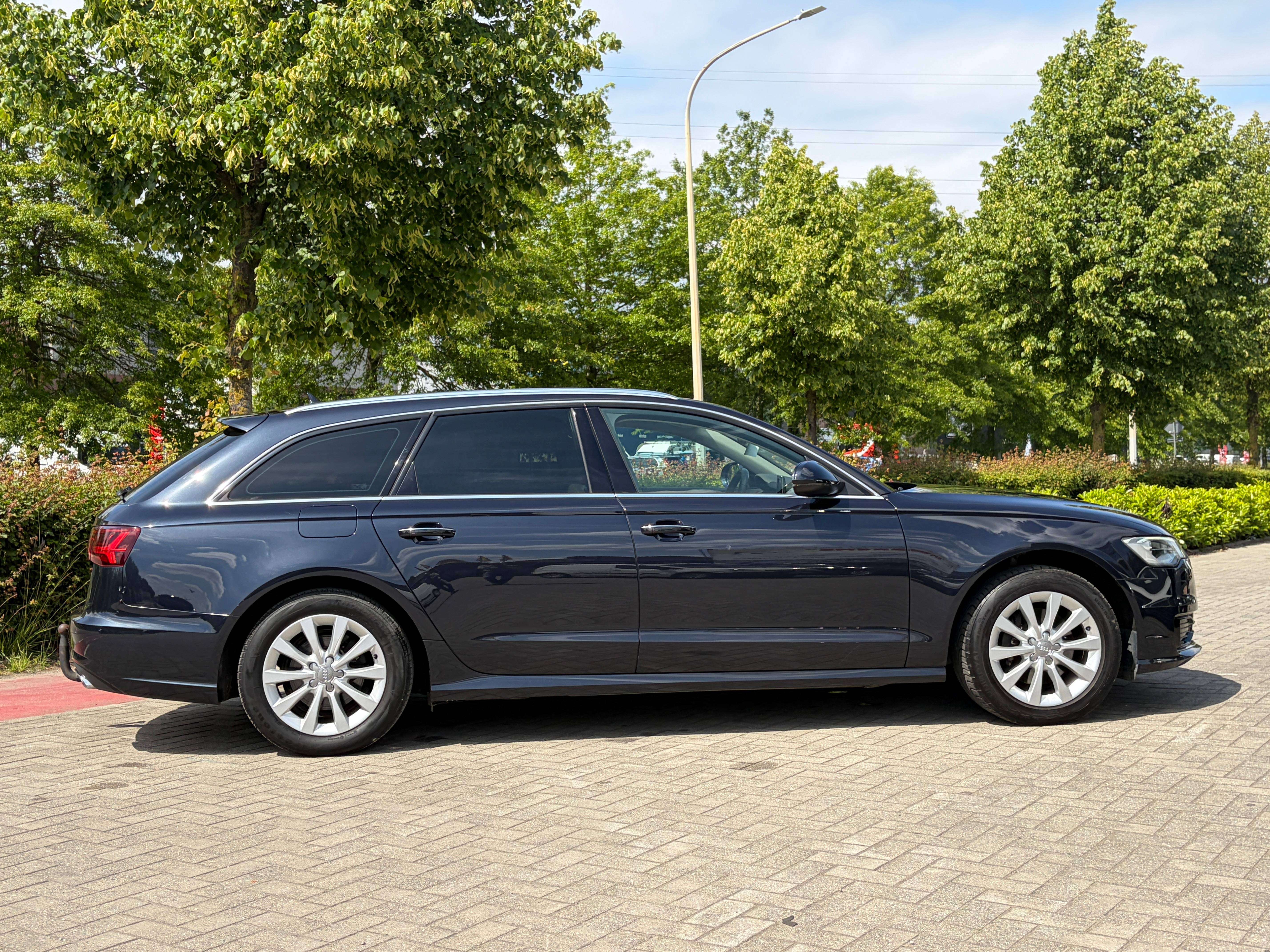 Audi A6 *BOÎTE PROBLEEM* Avant 2.0tdi ultra S-tronic Exclusive Line, Leder,Camera