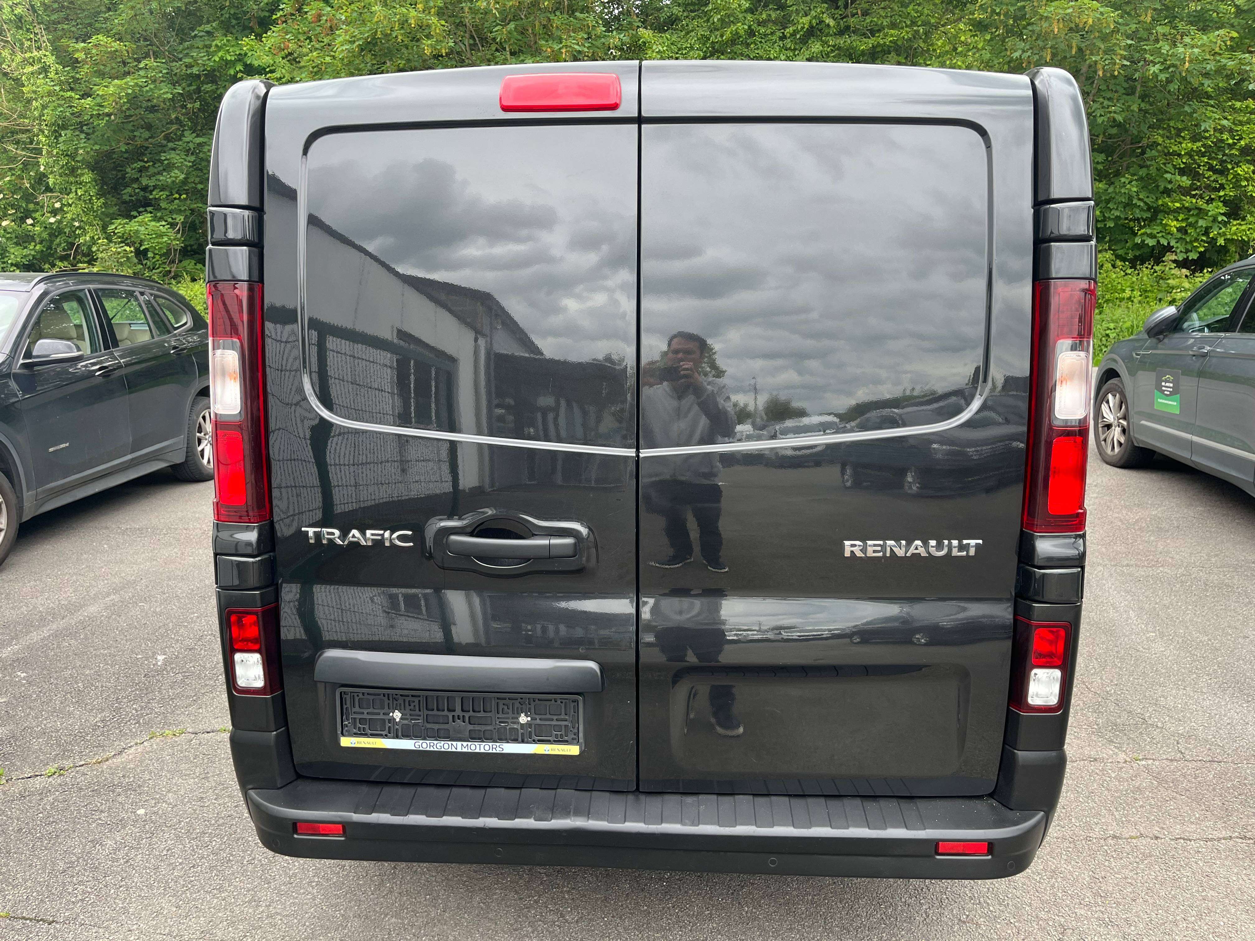 Renault Trafic 2.0 DB CABINE Airco Navi 18000€+BTW/TVA