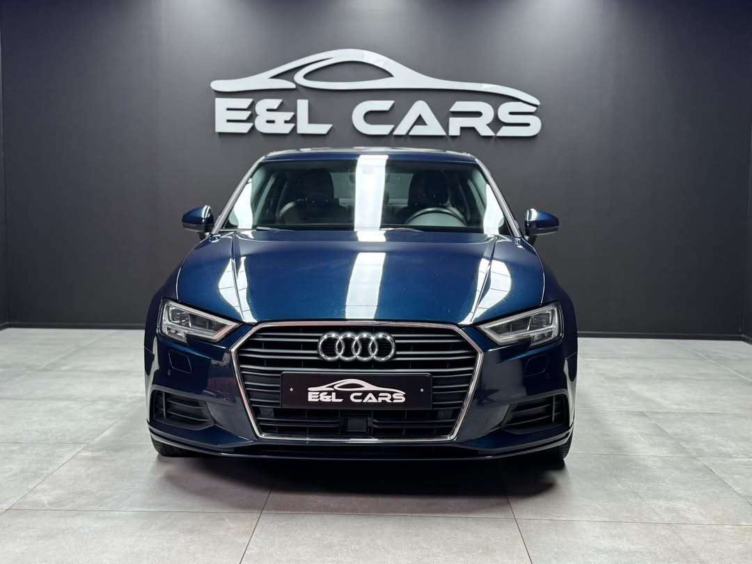 Audi A3 A3 Limousine 1.6 TDi **12 mois de garantie**