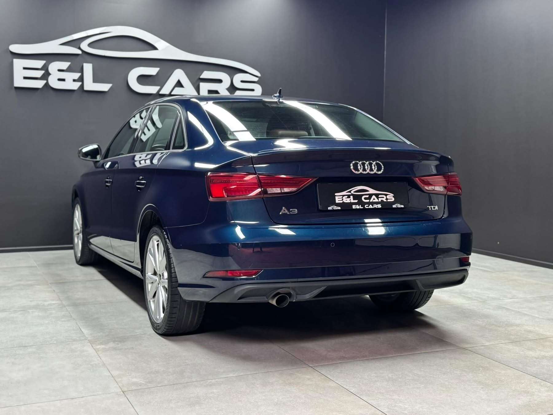 Audi A3 A3 Limousine 1.6 TDi **12 mois de garantie**