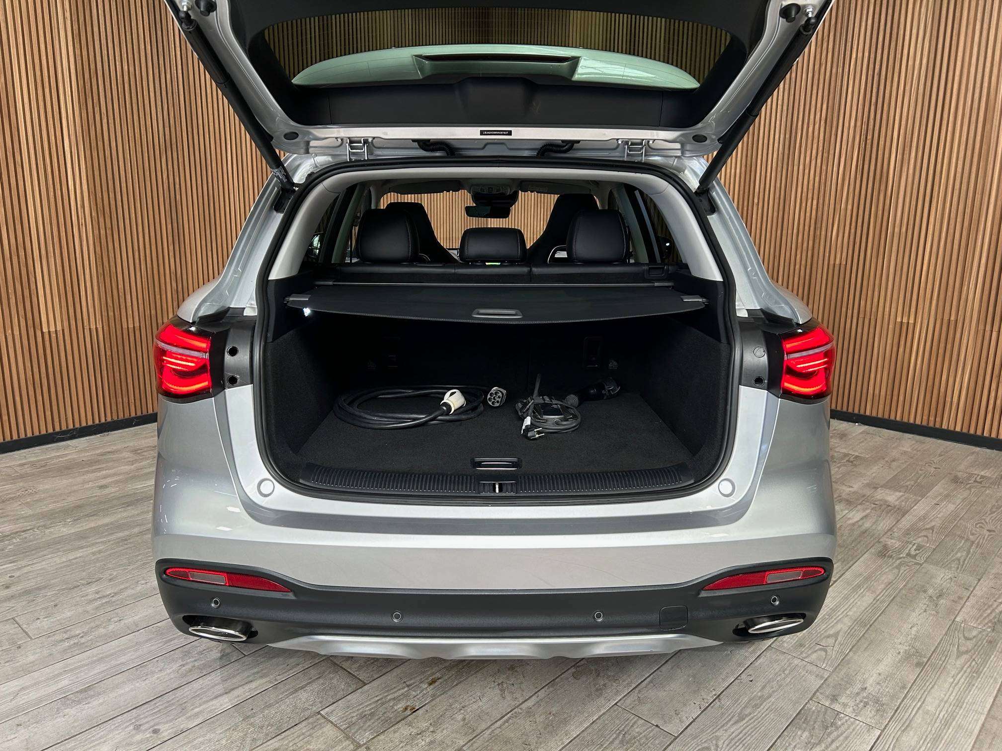 MG EHS 1.5T PHEV Luxury Alu18"/Acc/Pano/Led/Leder/SportZet/Gps/Cam360/Keyless *1j garantie*
