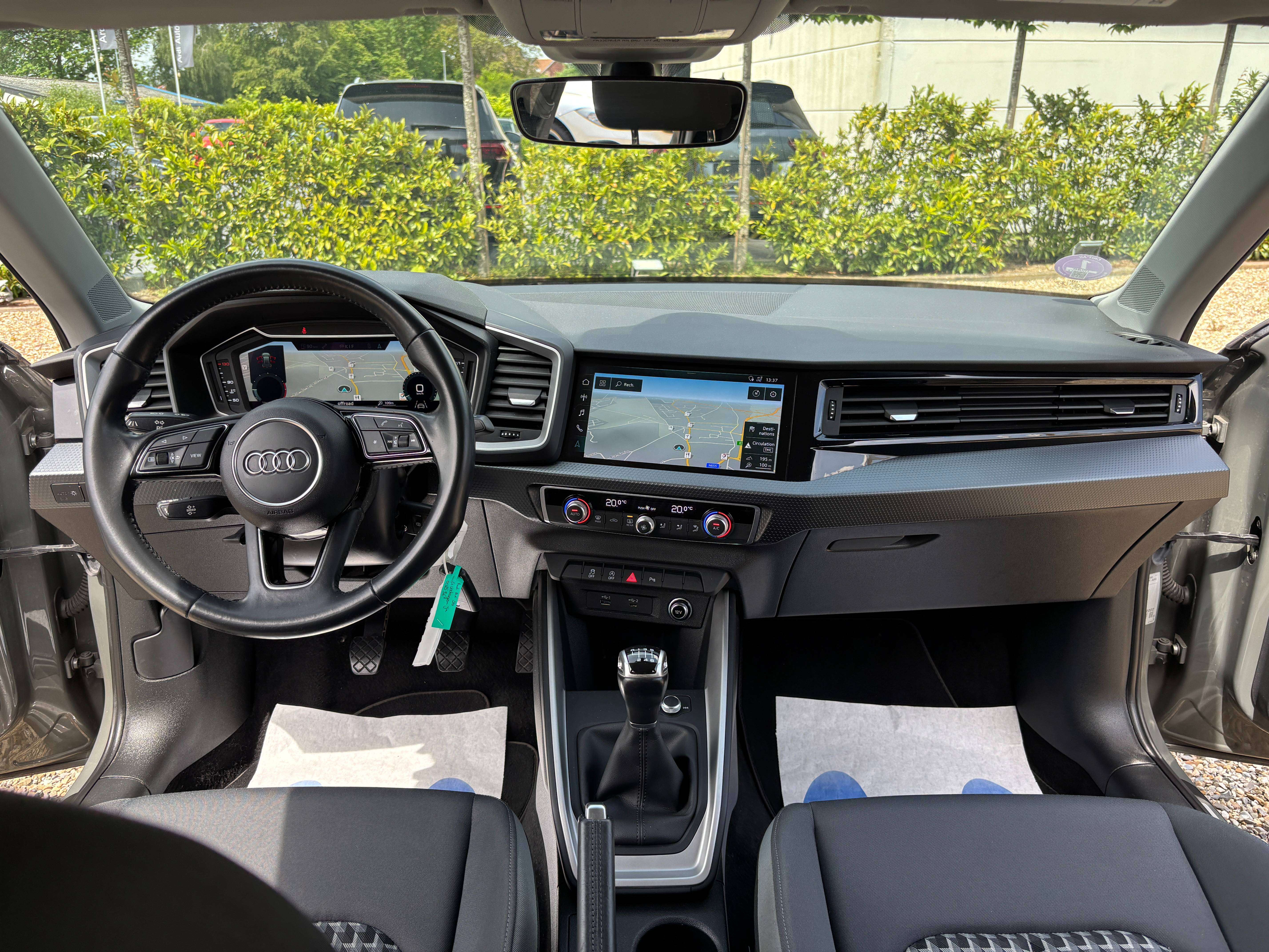 Audi A1 Sportback 1.0 TFSI *S Line*CARPLAY*CAPTEUR AV+AR*GARANTIE*