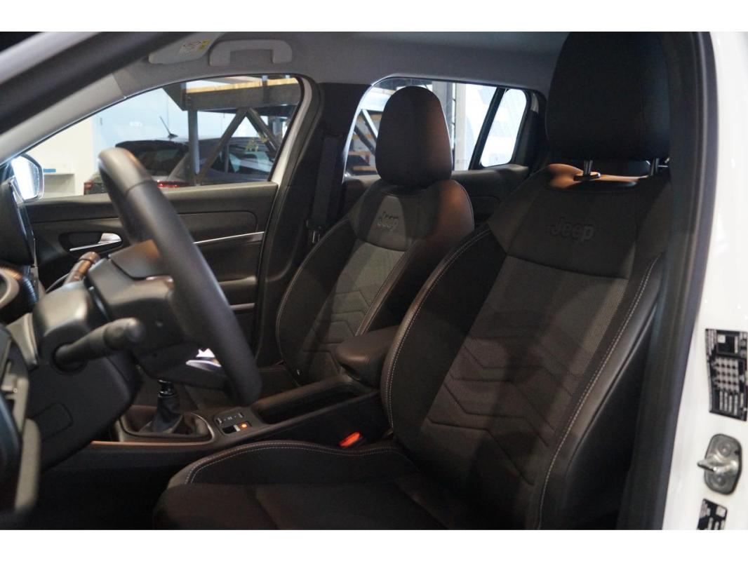 Jeep Avenger 1.2 Turbo T3 - 100 Altitude +