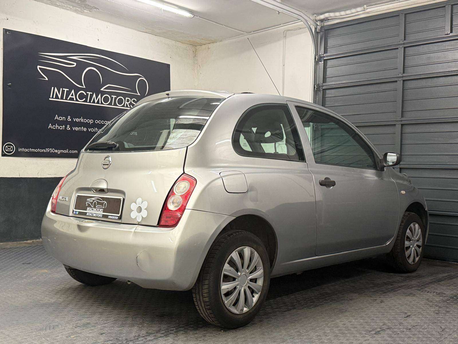 Nissan Micra Micra 1.0i 16v Visia