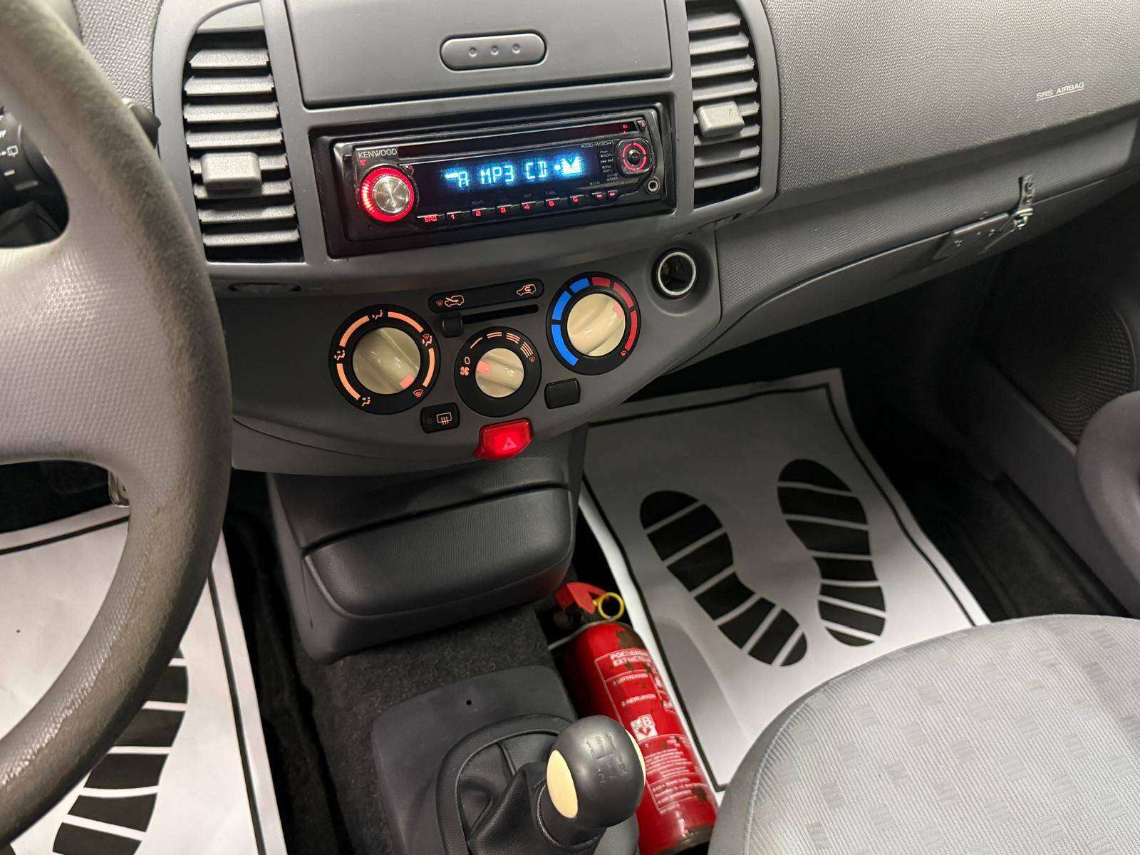 Nissan Micra Micra 1.0i 16v Visia