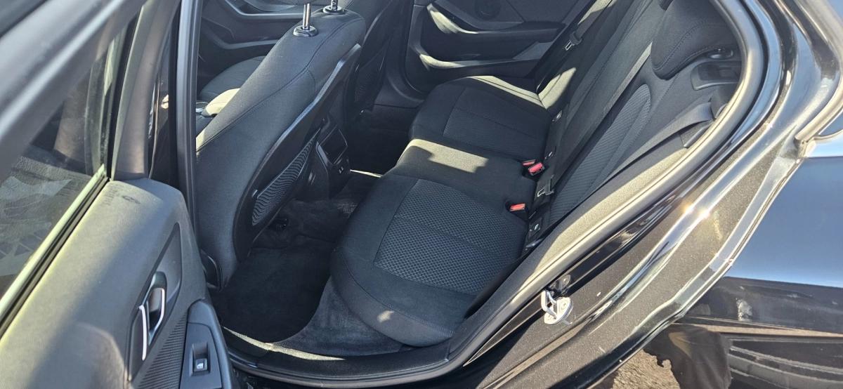 Bmw Serie 1 5 116I BVM6 BUSINESS DESIGN 13325 hors taxes! 1ére main