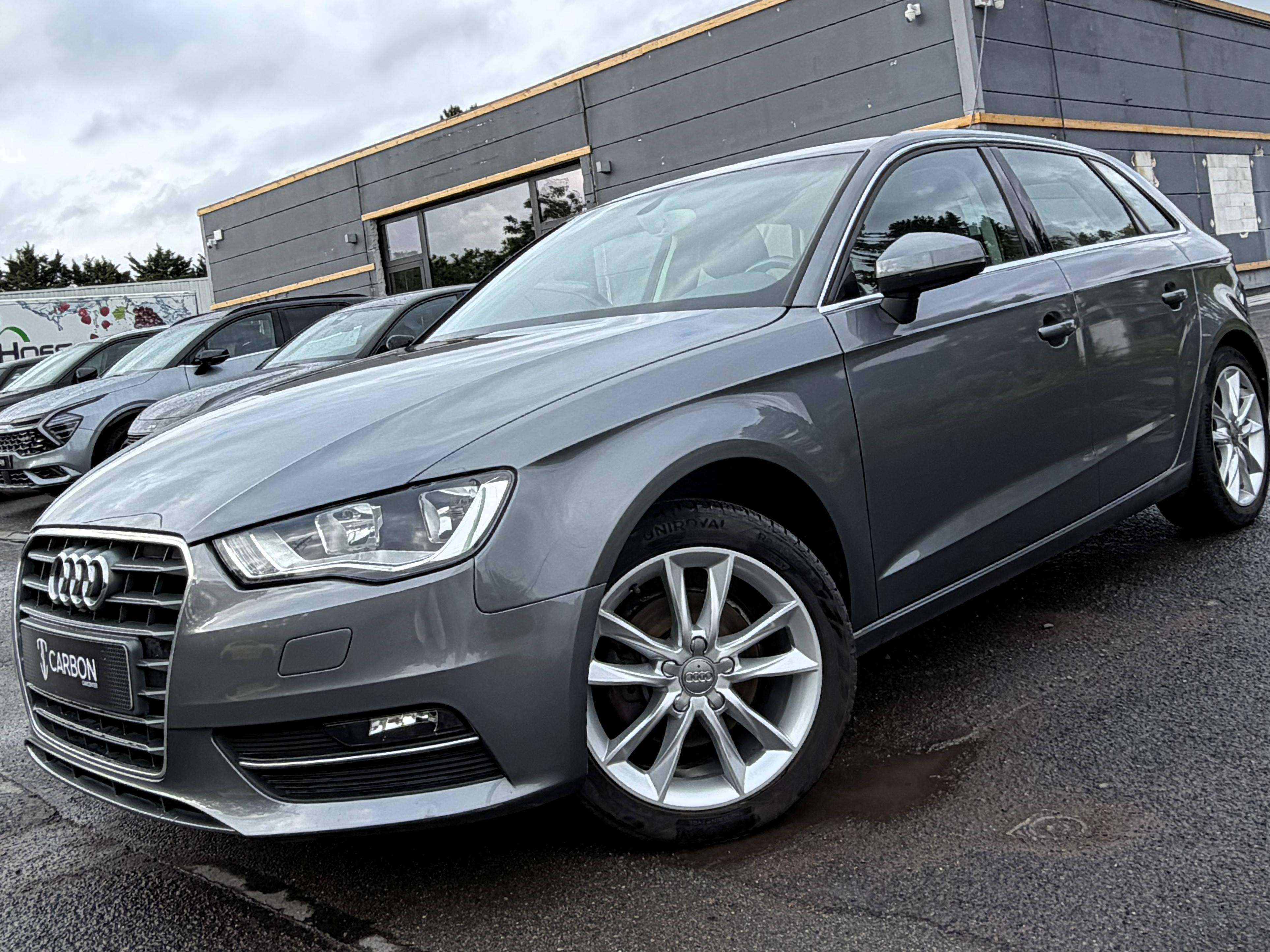Audi A3 Sportback 1.6 TDi Ambition pack SPORT/NAVI MMI/SIEGES SPORT/DRIVE SELECT/BLUETOOTH