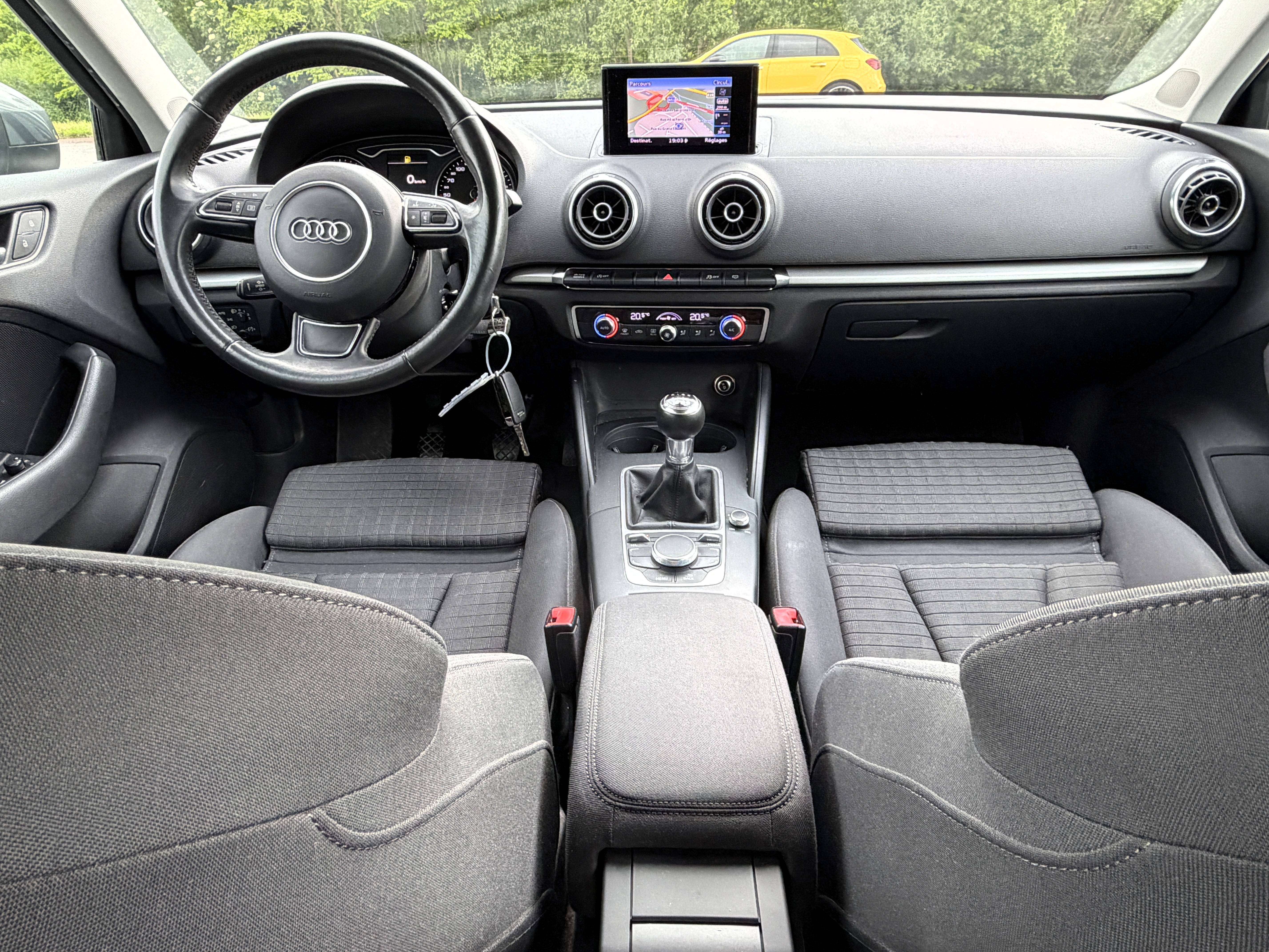 Audi A3 Sportback 1.6 TDi Ambition pack SPORT/NAVI MMI/SIEGES SPORT/DRIVE SELECT/BLUETOOTH