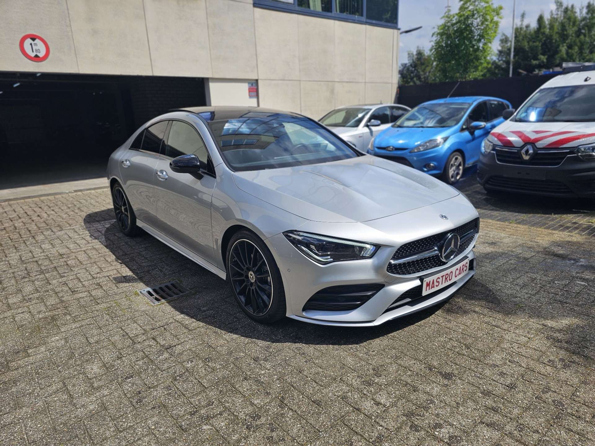 Mercedes-Benz CLA 180 CLA 180 AMG Line