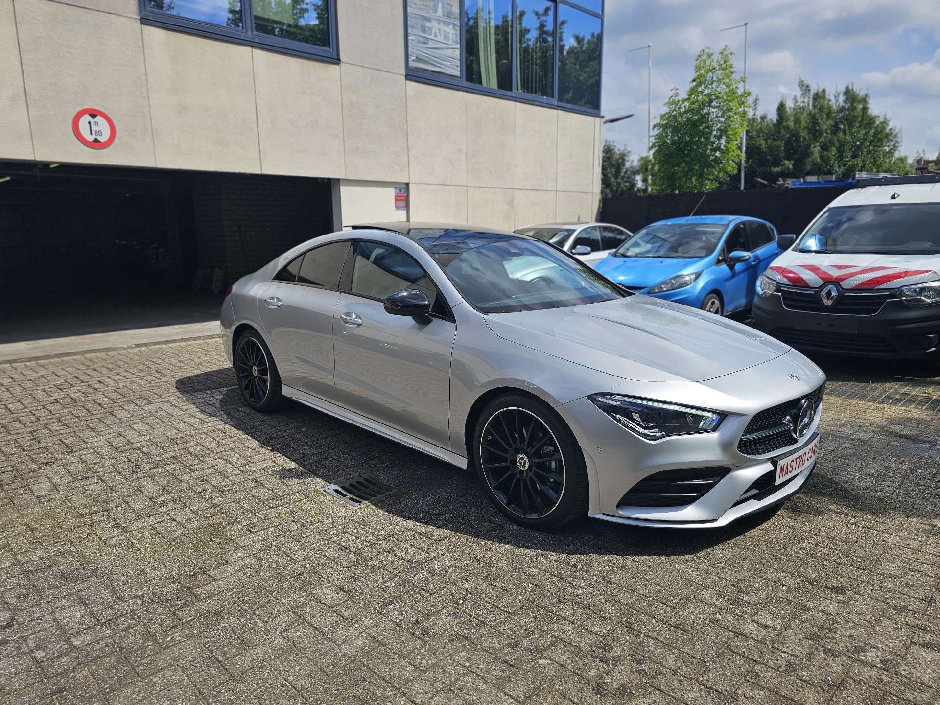 Mercedes-Benz CLA 180 CLA 180 AMG Line