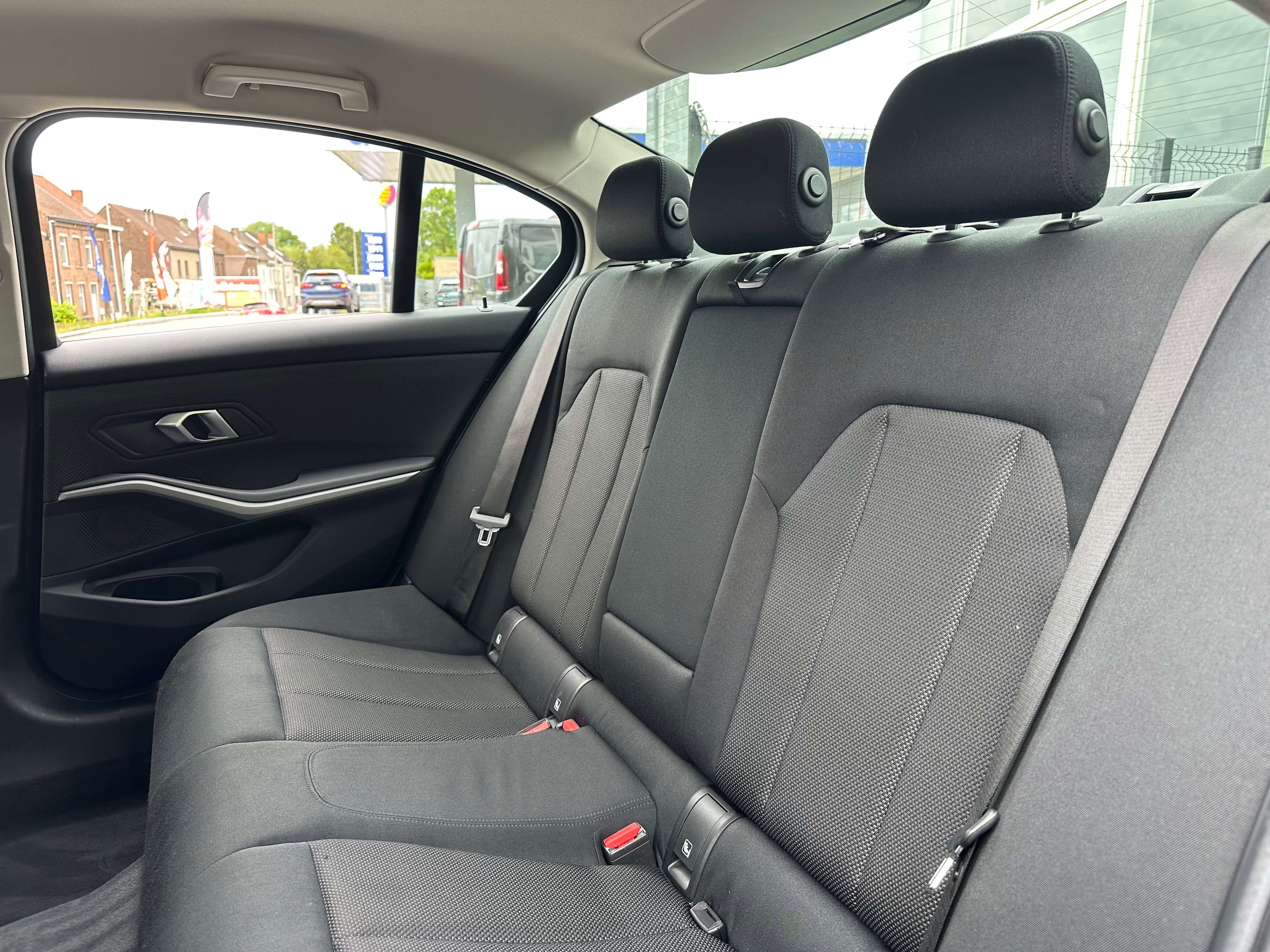 BMW 318 2.0*BERLINE*NEW MODEL*EURO 6D*CARNET BMW*LED